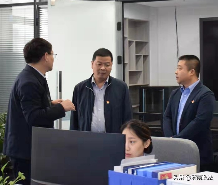 01-28 09:07远离邪教 科学防疫 蒲城县开展春节前反邪教警示.